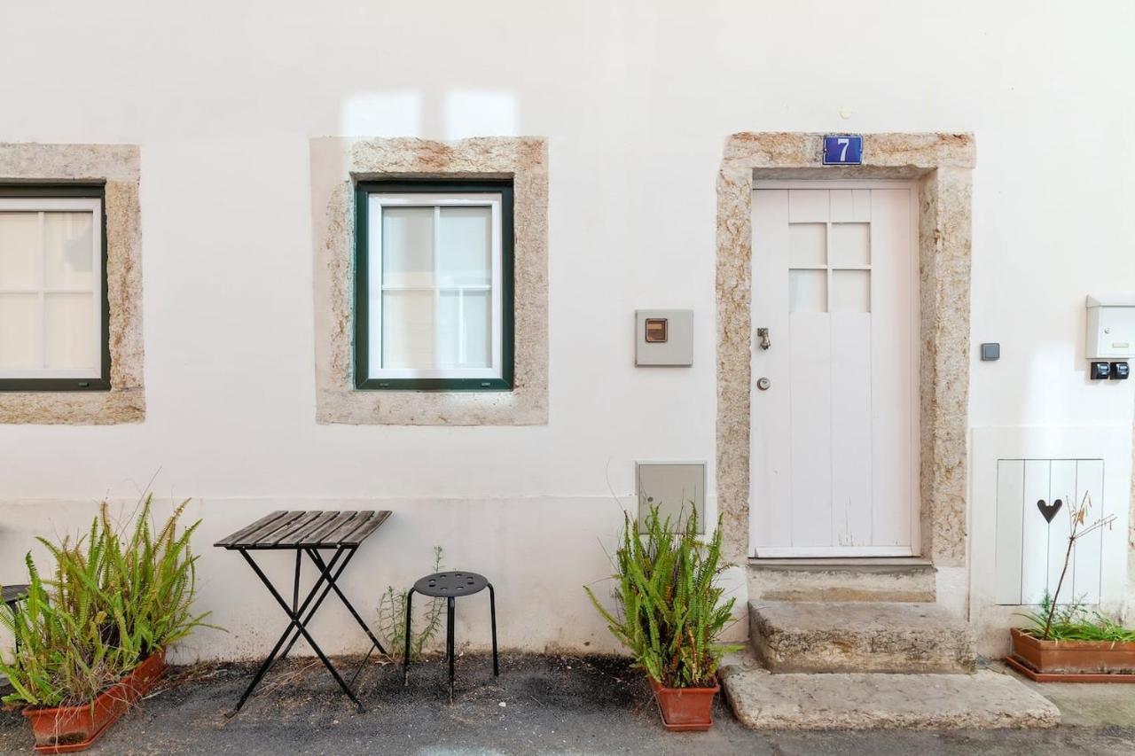 Classic Lisbon Homes: Bright & Central In Belem Экстерьер фото